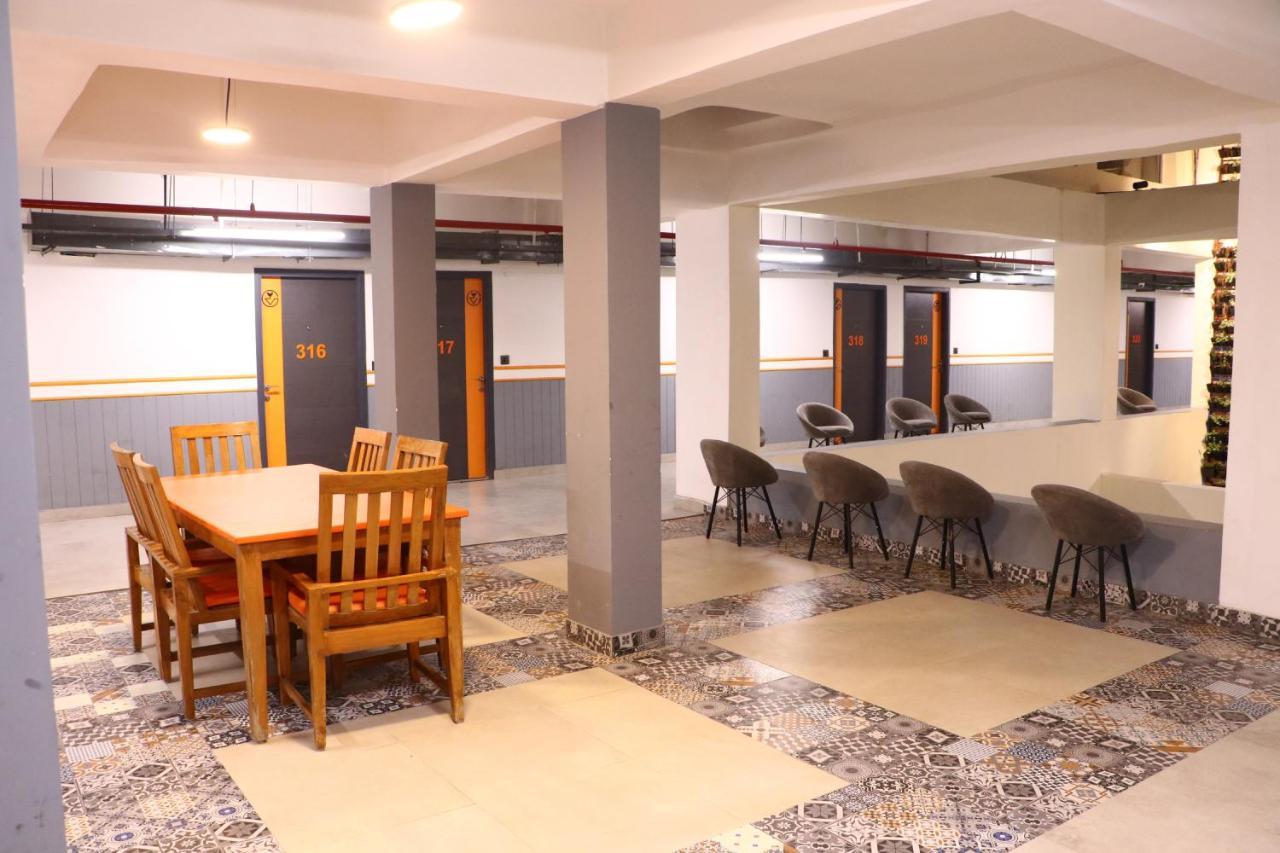 Virohaa Garden Hotel Ghaziabad Exterior photo