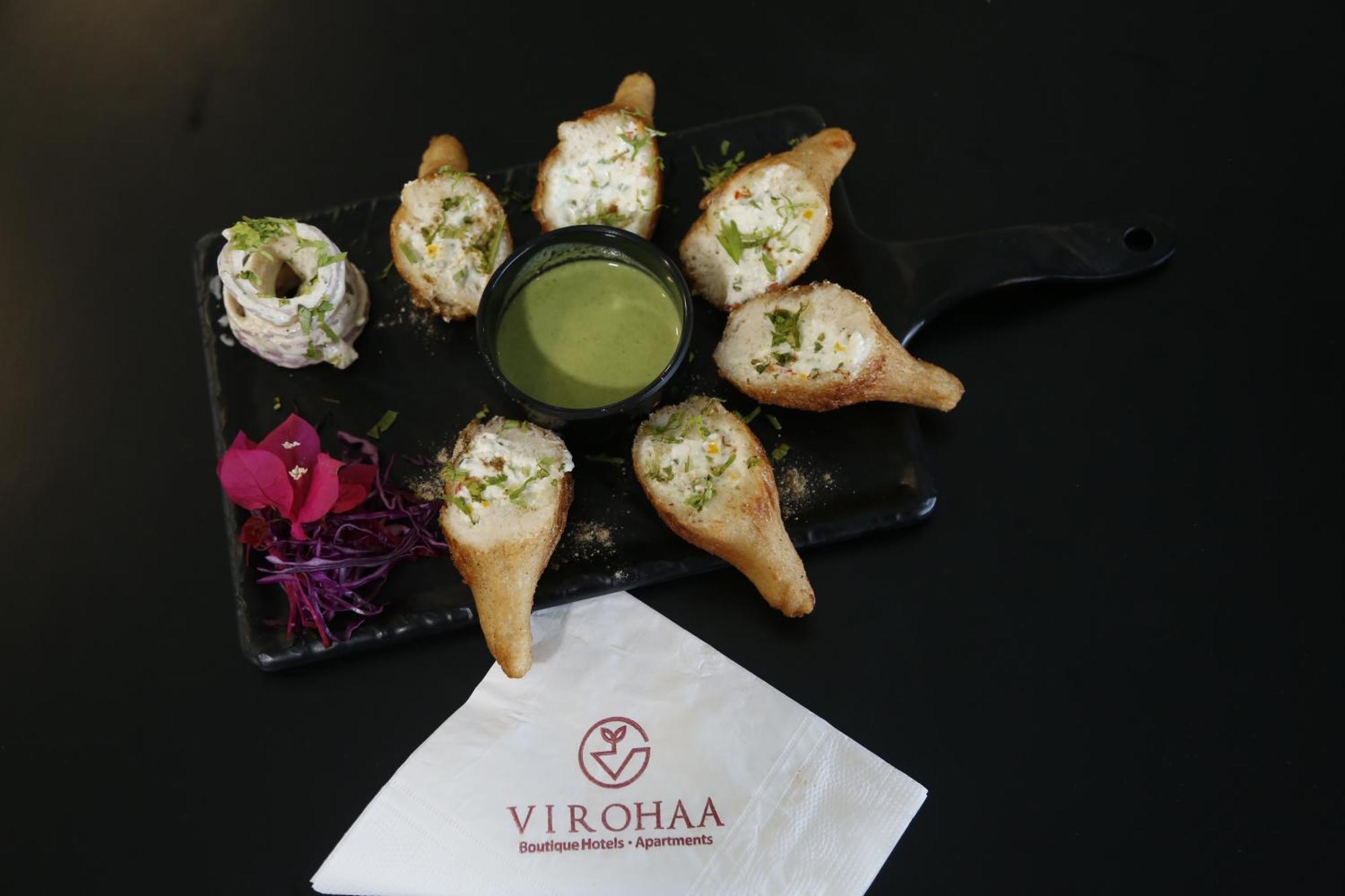 Virohaa Garden Hotel Ghaziabad Exterior photo