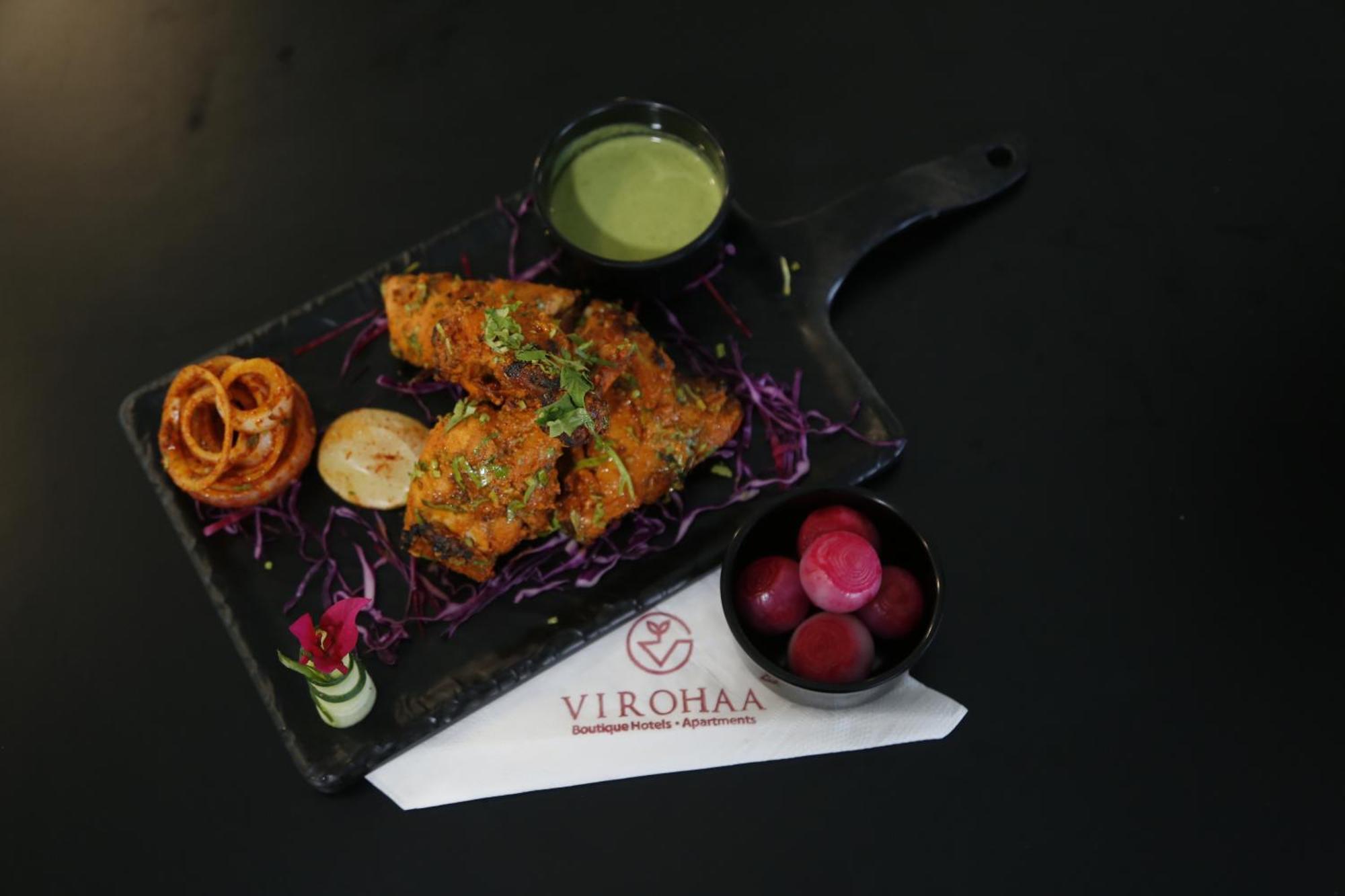 Virohaa Garden Hotel Ghaziabad Exterior photo