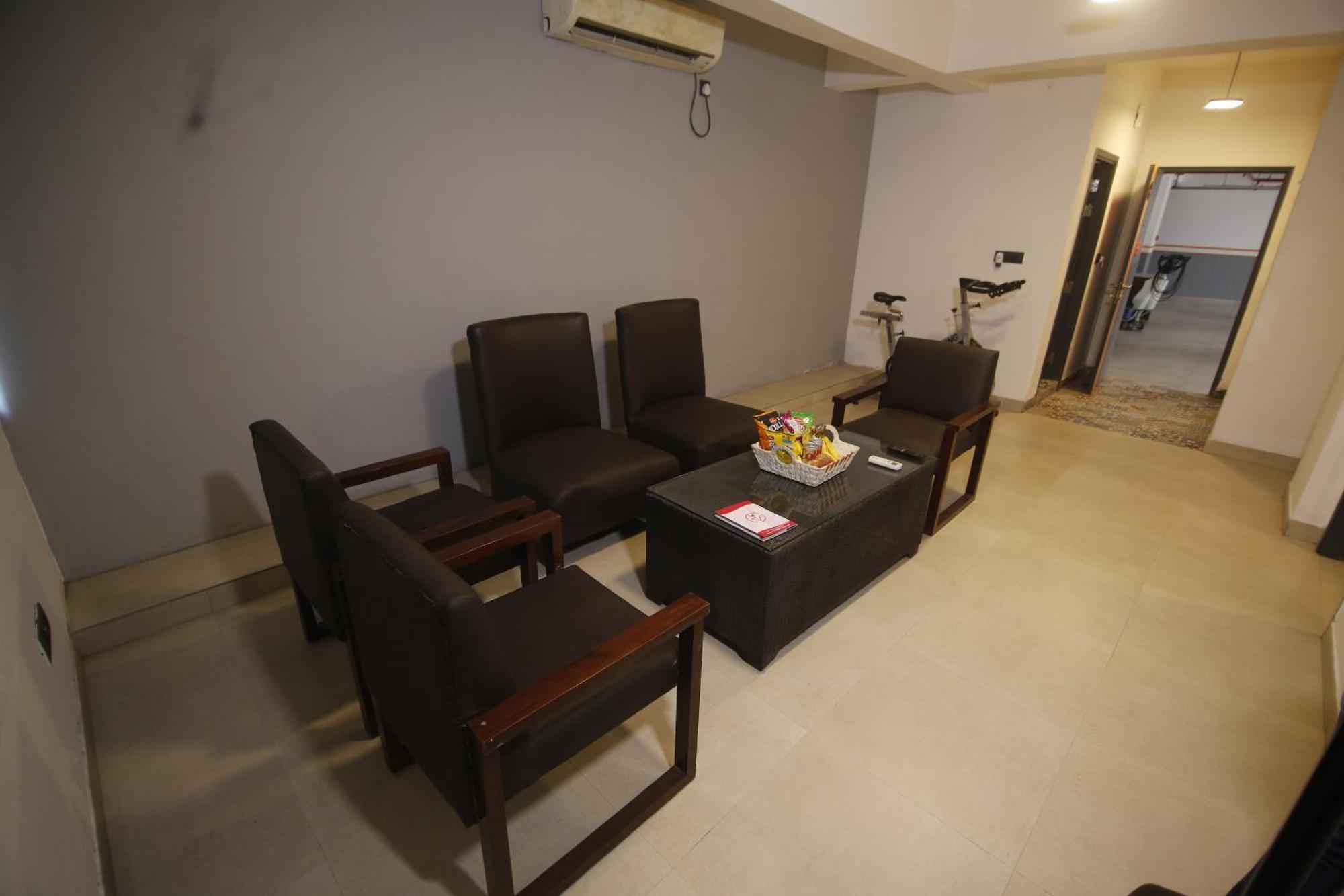 Virohaa Garden Hotel Ghaziabad Exterior photo